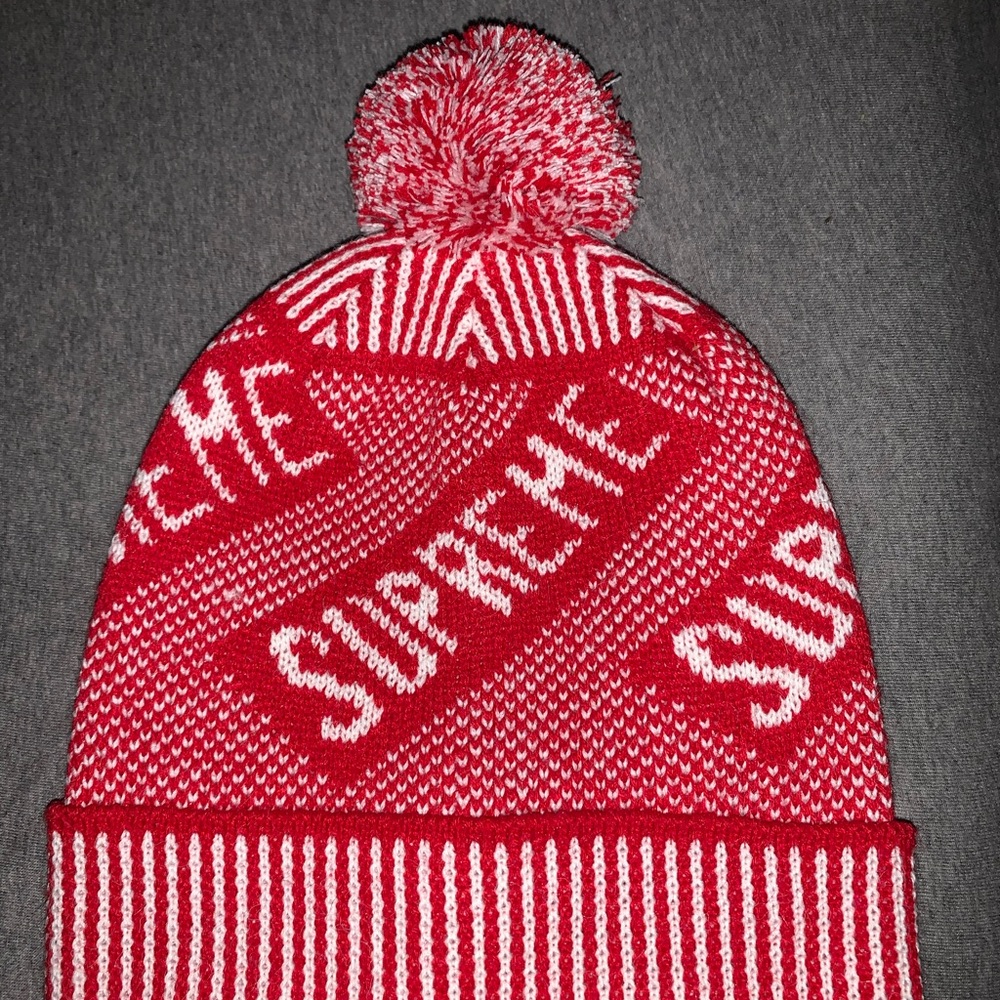 Supreme Banner Beanie